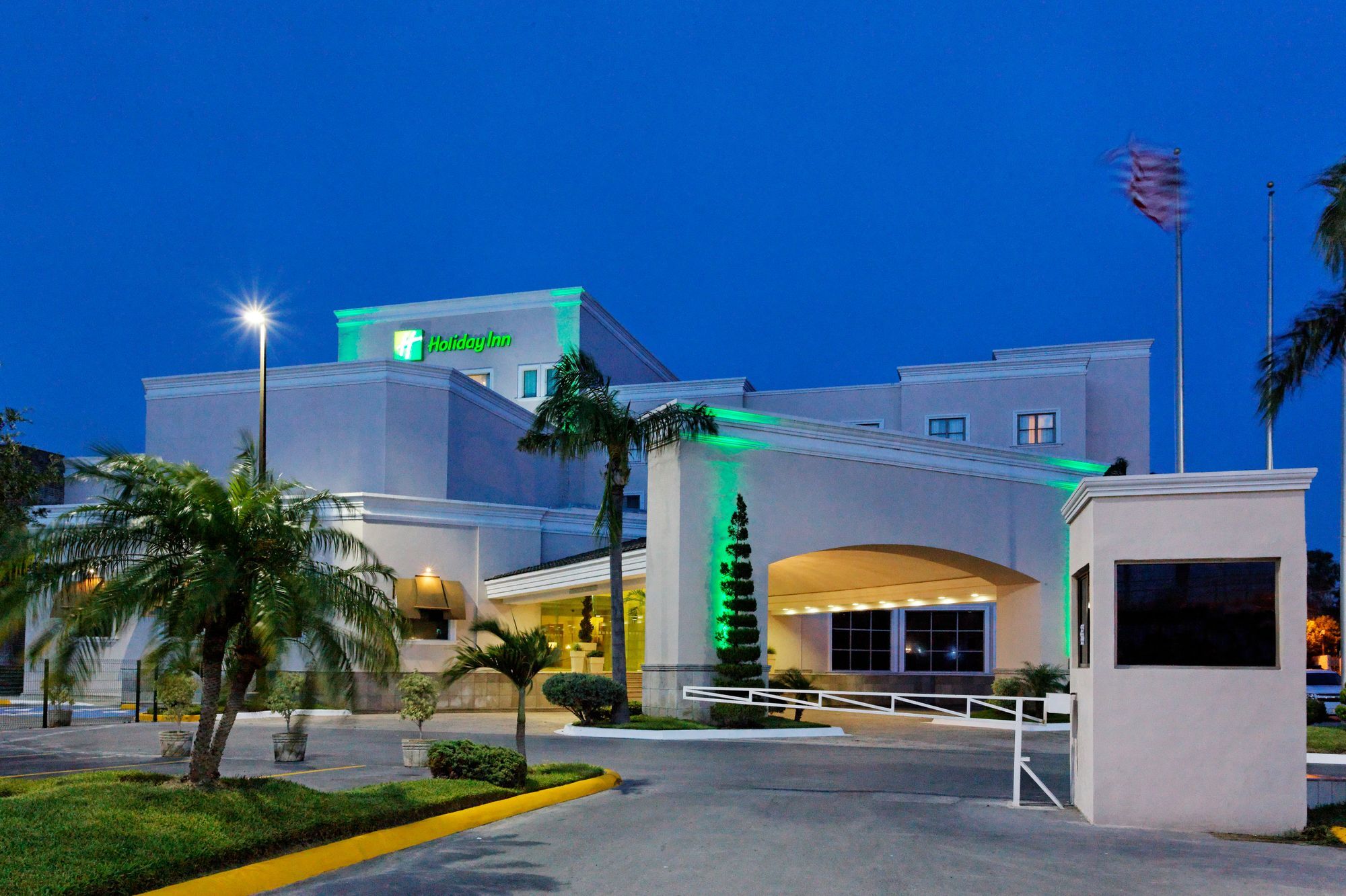 Holiday Inn Reynosa Zona Dorada Eksteriør billede
