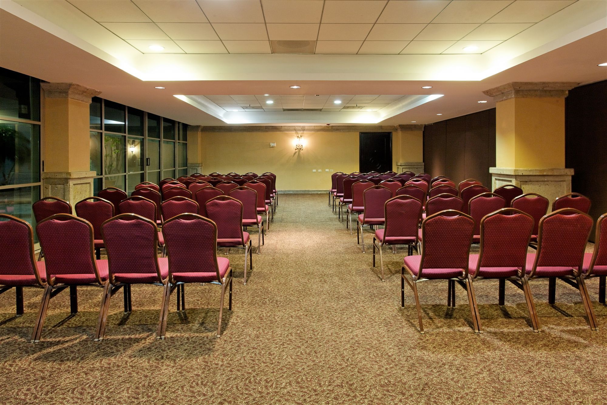Holiday Inn Reynosa Zona Dorada Eksteriør billede
